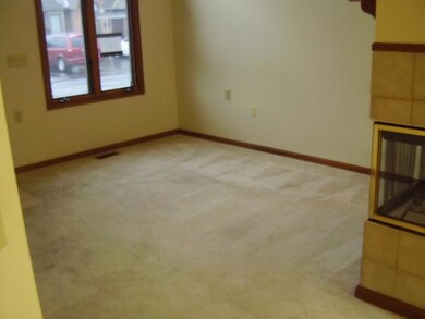 1409 Pegwood Dr unit 1409, Columbus, OH 43229 - photo 3