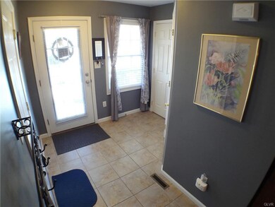 1394 Mohr Cir, Macungie, PA 18062 - photo 2
