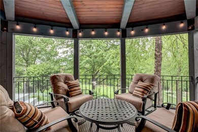 5825 Oakview St, Shawnee, KS 66216 - photo 4