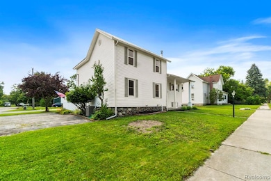 260 Duncan Ave, Cheboygan, MI 49721 - photo 4