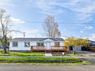 355 W 4th St, Halsey, OR 97348 - photo 2