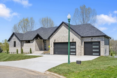 104 Niblick Ct Republic