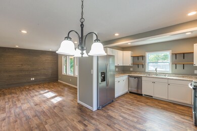 907 Crest Drive HD -12