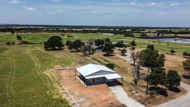 677 Mcvoid Rd, Springtown, TX 76082 - photo 6