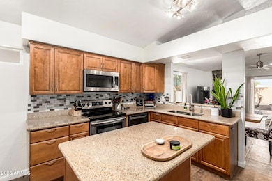 4126 E Covina St, Mesa, AZ 85205 - photo 2