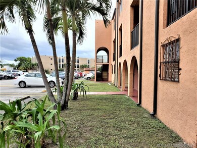 6600 W 2nd Ct unit 15, Hialeah, FL 33012 - photo 3
