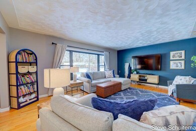 LR furnished1