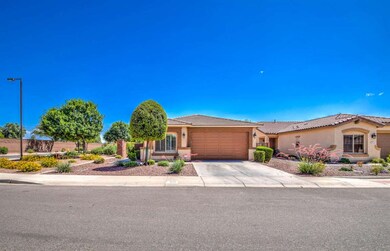 637 W Harvest Rd, San Tan Valley, AZ 85140 - photo 2