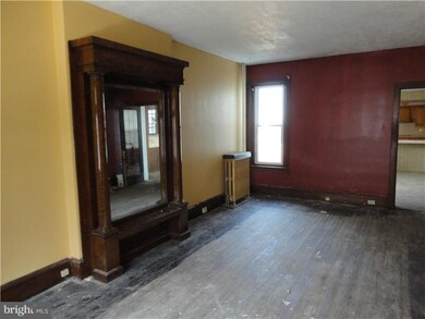 326 Locust St, Reading, PA 19604 - photo 4