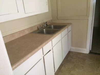 2501 Cate St, Brunswick, GA 31520 - photo 3