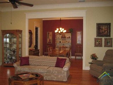 3993 3993 Spartanburg Ln, Tyler, TX 75701 - photo 7