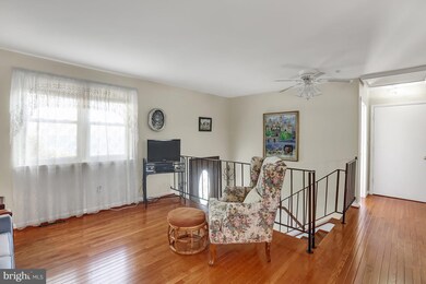 8476 Meadow Ln, Pasadena, MD 21122 - photo 7