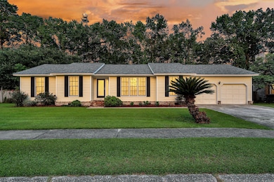 1647 Sulgrave Rd, Charleston, SC 29414 - photo 4