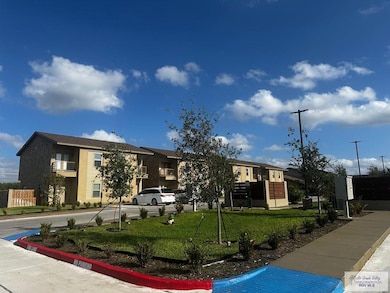 6105 Charmaine Ln unit 2, Brownsville, TX 78526 - photo 2