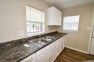 1809 Arbor Place, San Antonio, TX 78207 - photo 7