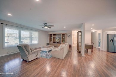 226 Well Rd, Greeley, PA 18425 - photo 3