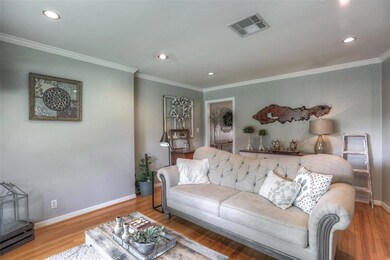 6222 Lindyann Ln, Houston, TX 77008 - photo 7