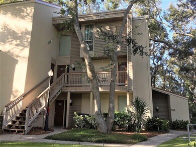 This end unit villa is perfectly located to provid