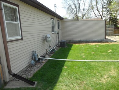 317 15th Ave NE, Jamestown, ND 58401 - photo 5