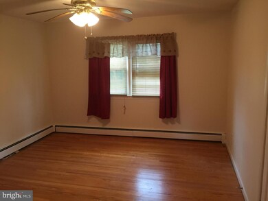 16628 Johnson Dr, Williamsport, MD 21795 - photo 7