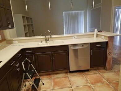 11313 NW 65th St, Doral, FL 33178 - photo 4