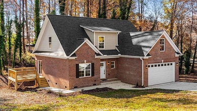 447 Lynnhaven Park Dr, Winston-Salem, NC 27107 - photo 2