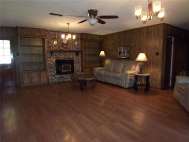 124 Choctaw Dr, Pineville, LA 71360 - photo 4