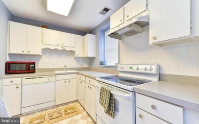 2932 S Columbus St unit C2, Arlington, VA 22206 - photo 3