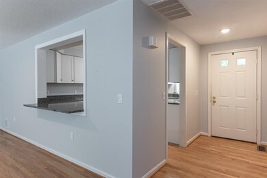 86 Walden Pond Dr, Nashua, NH 03064 - photo 2