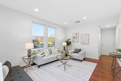 203 Peppermint Tree Terrace unit 8, Sunnyvale, CA 94086 - photo 6