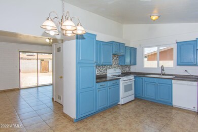 3632 W Ruth Ave, Phoenix, AZ 85051 - photo 5