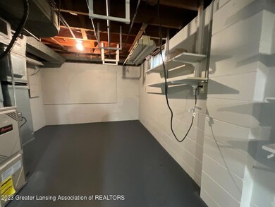 1530 Roseneath Ave, Lansing, MI 48915 - photo 7