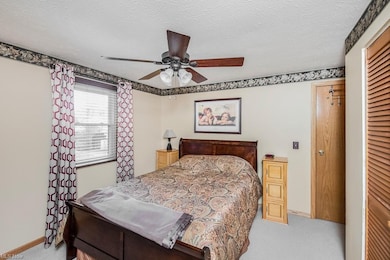 5241 E Lake Rd, Sheffield Lake, OH 44054 - photo 6