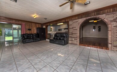 Living Area 2