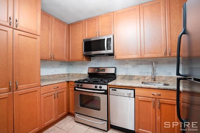 Spruce Ridge House unit 6L, New York, NY 10010 - photo 6