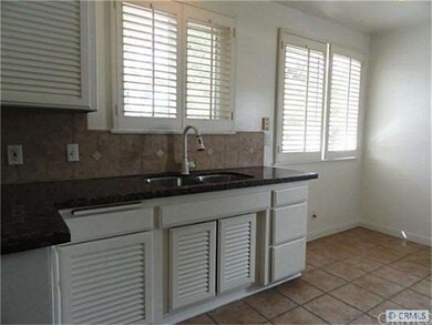 Bright nicely remodeled kitchen