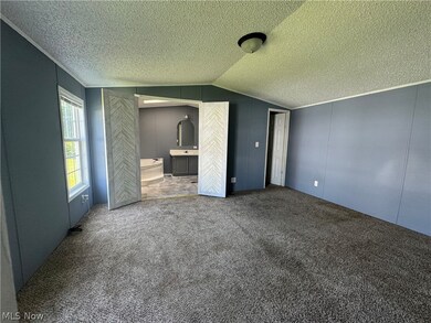 3583 Austin Rd unit 138, Geneva, OH 44041 - photo 6