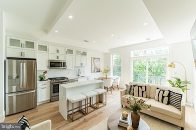 2517 Ontario Rd NW unit 8, Washington, DC 20009 - photo 7