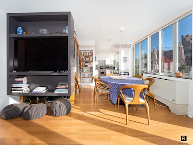 525 E 11th St unit 6C, New York, NY 10009 - photo 7