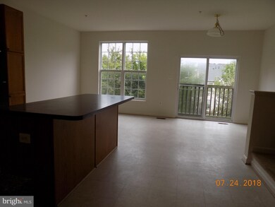 155 Fieldstone Ct, Frederick, MD 21702 - photo 4