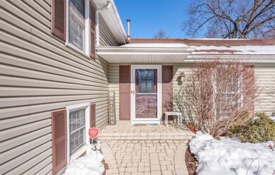 1143 Pine St, Batavia, IL 60510 - photo 2