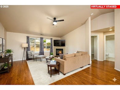 185 Lebleu Ln, Winston, OR 97496 - photo 4