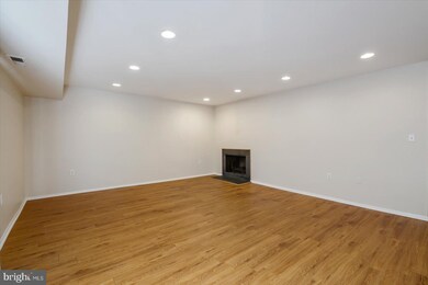 9 Suntop Ct unit 101, Baltimore, MD 21209 - photo 5