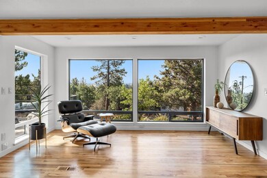 210 NW Vicksburg Ave, Bend, OR 97701 - photo 7