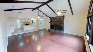 713 Evert Dr, Dothan, AL 36305 - photo 2