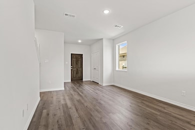 1609 Luke St, Ennis, TX 75119 - photo 5