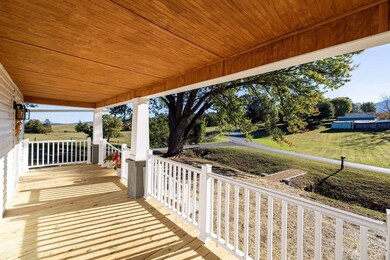 1140 Farmview Rd, Luray, VA 22835 - photo 5