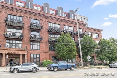 600 Broadway Ave NW unit 113, Grand Rapids, MI 49504 - photo 2
