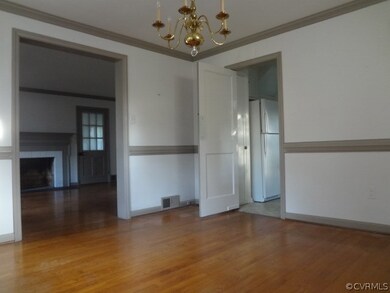 7709 Sweet-briar
dinning room