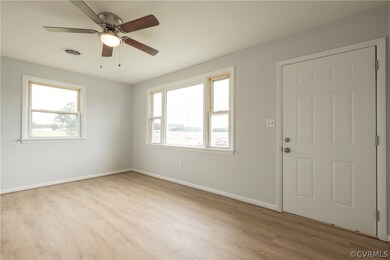 29108 Butler Branch Rd, Petersburg, VA 23805 - photo 4